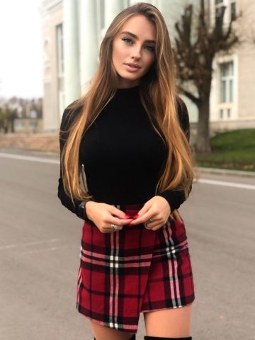 Ева Берёзово